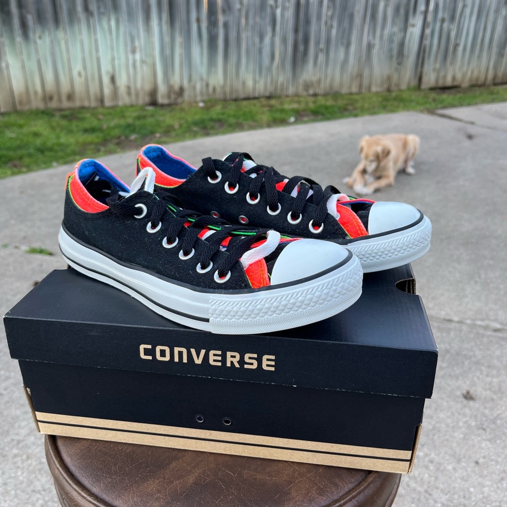 Multi color converse
